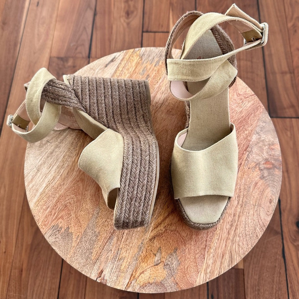 Castañer Raffia Platform Square Toe Espadrilles sz: EU 39/ US 9
